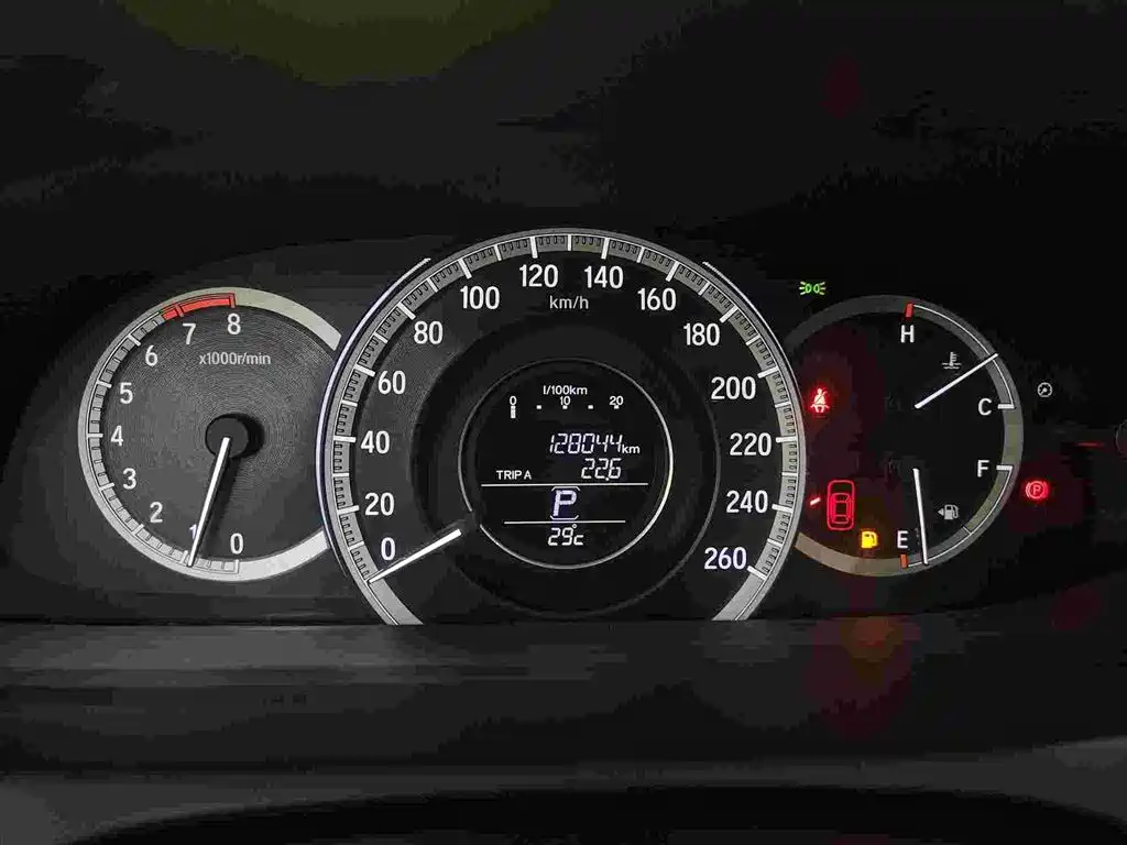 Honda Accord 2018 — фото 17