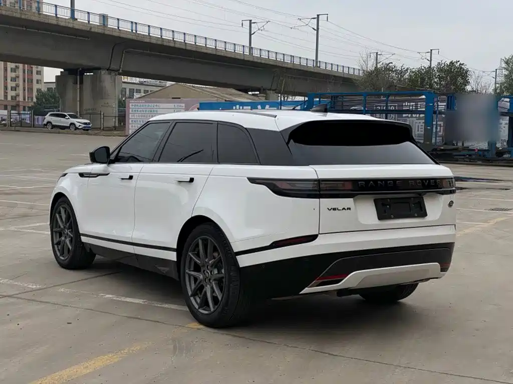 Land Rover Range Rover Velar 2024 — фото 6