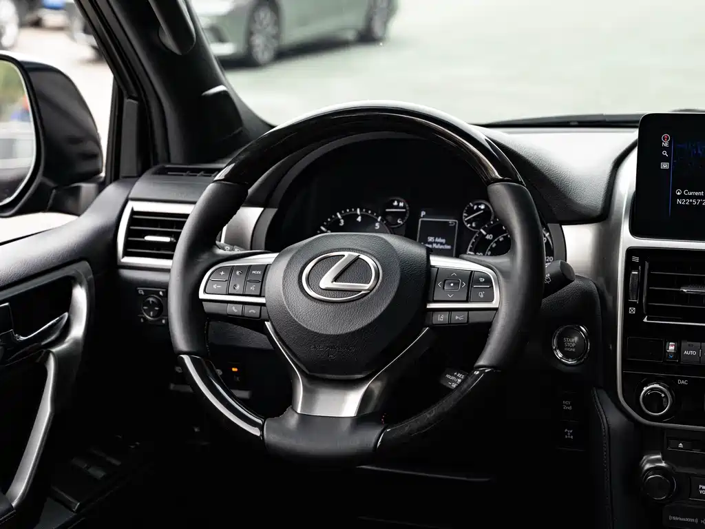 Lexus GX 2022 — фото 15