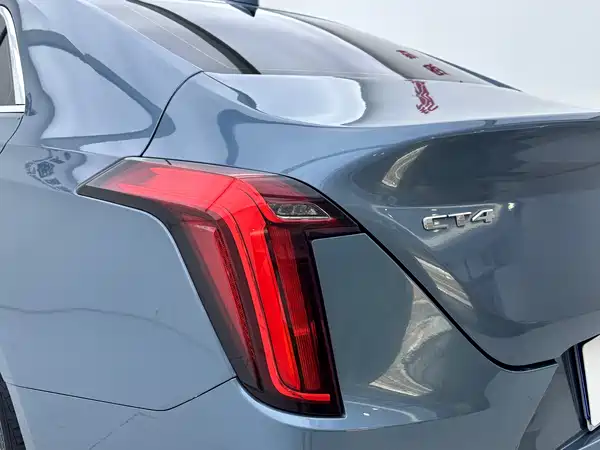 Cadillac CT4 2024