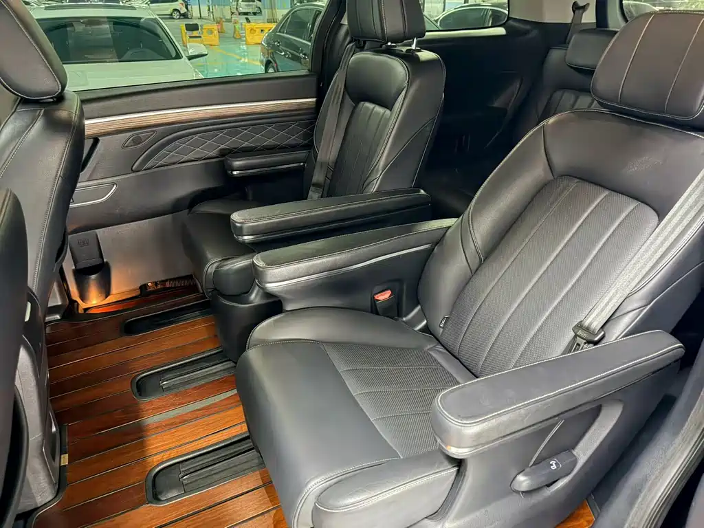 GAC Motor Trumpchi M8 2020 — фото 6