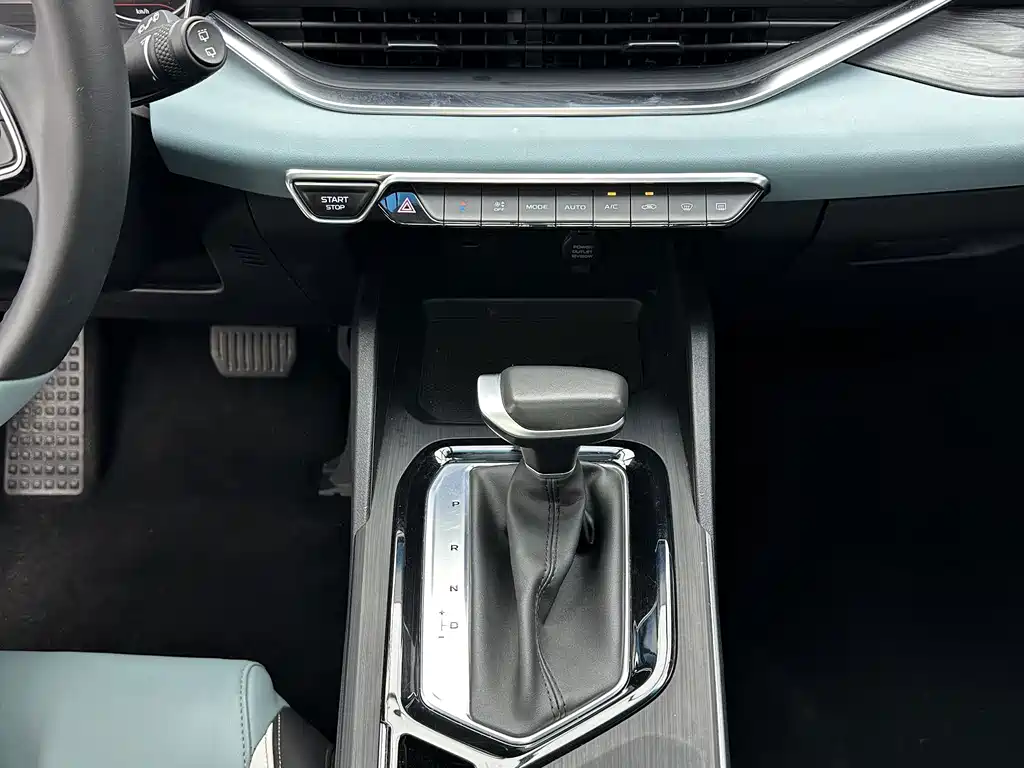 Geely Emgrand S 2022 — фото 15