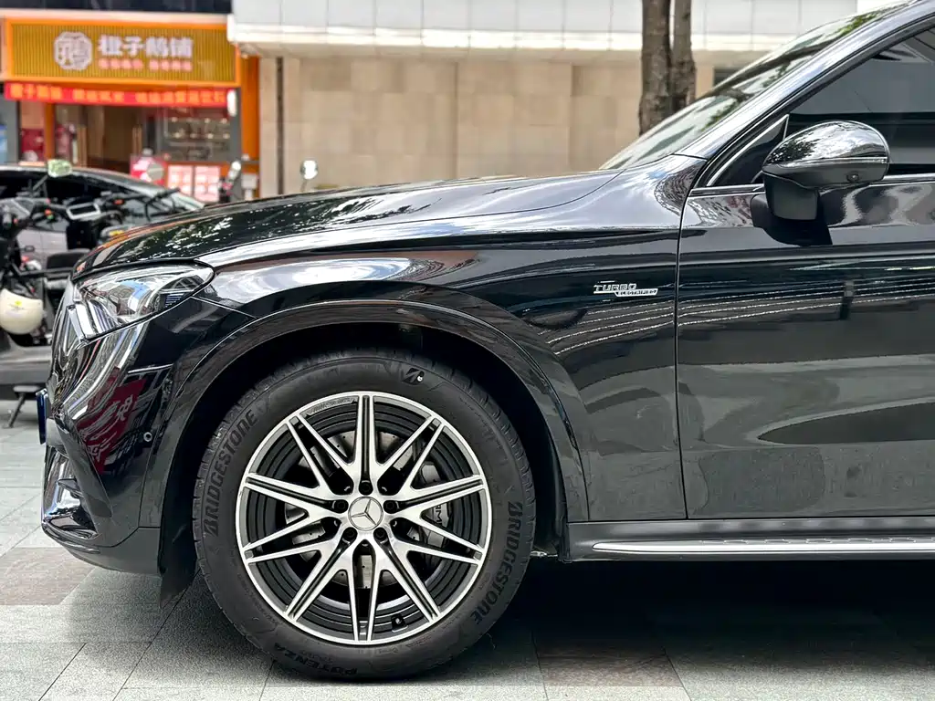 Mercedes-Benz GLC AMG 2024 — фото 16