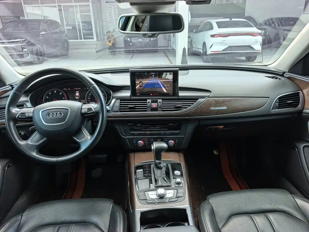 Audi A6L 2012