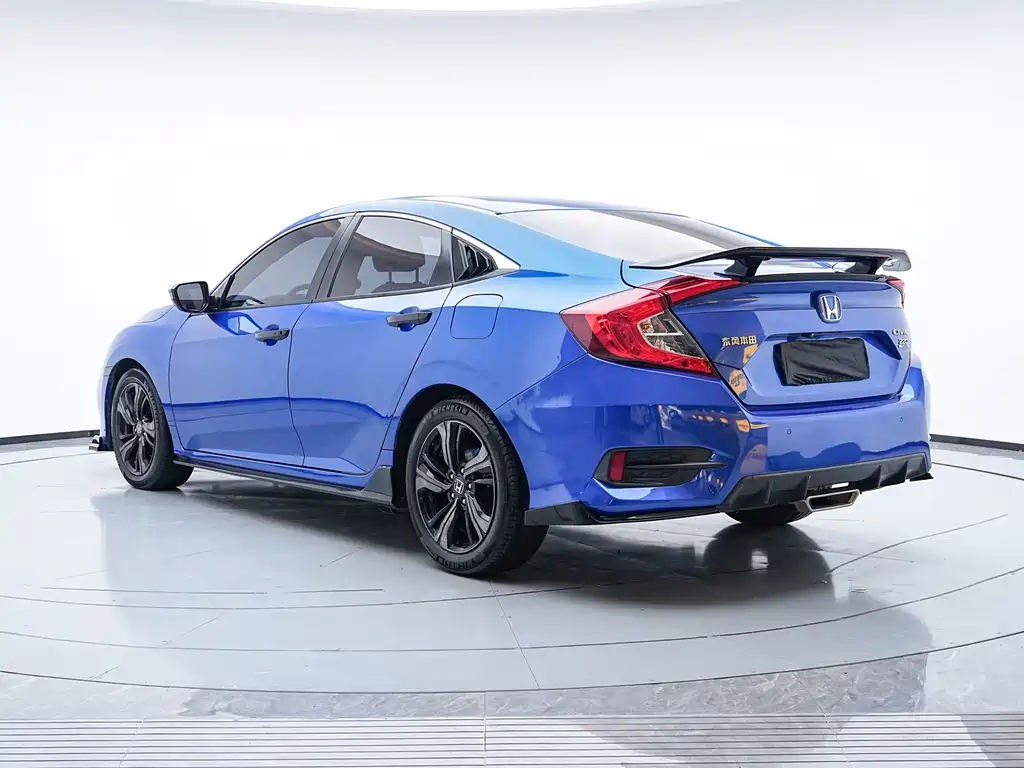 Honda Civic 2020 — фото 20