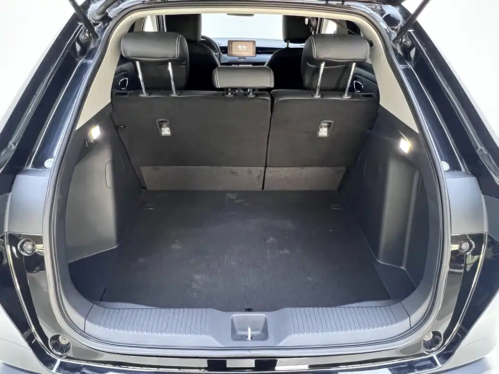 Honda Vezel 2023 — фото 24