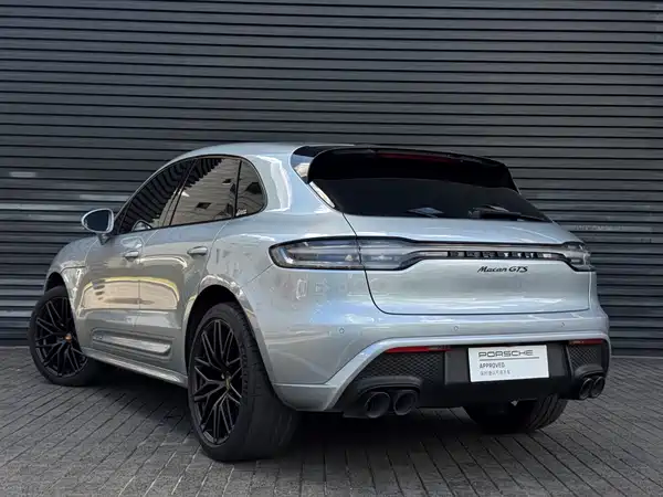 Porsche Macan 2022