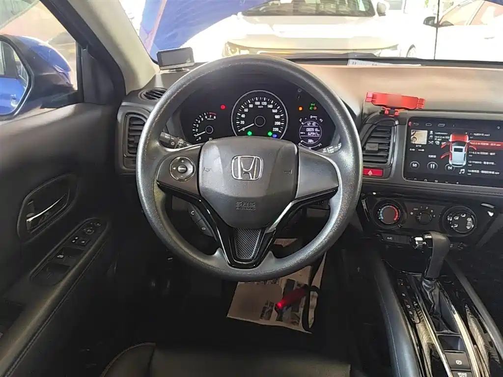 Honda Vezel 2017 — фото 11
