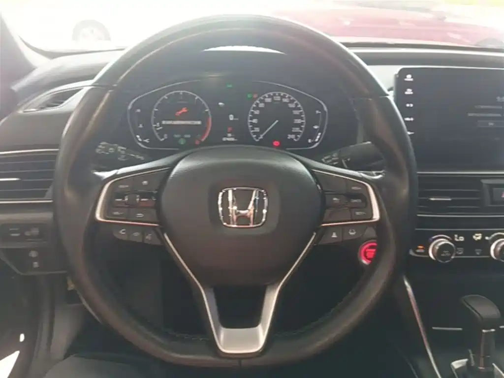 Honda Inspire 2021 — фото 11