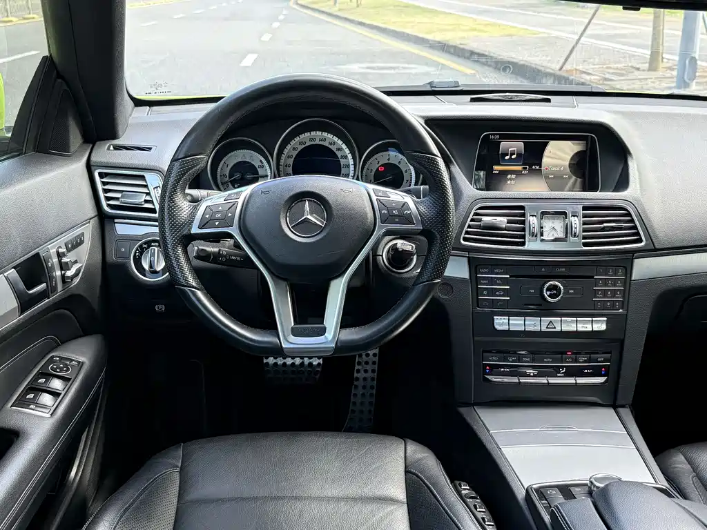 Mercedes-Benz E-Class 2017 — фото 14