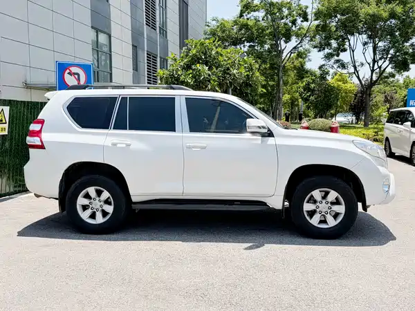 Toyota Prado 2014