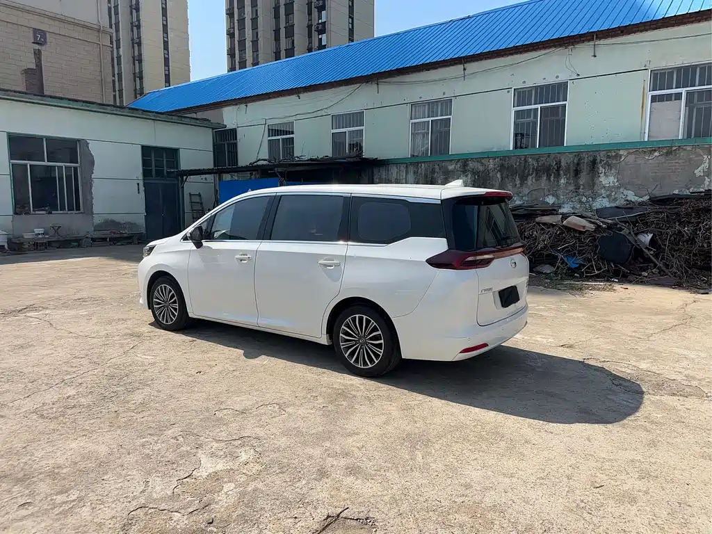 GAC Motor Trumpchi M6 2019 — фото 6