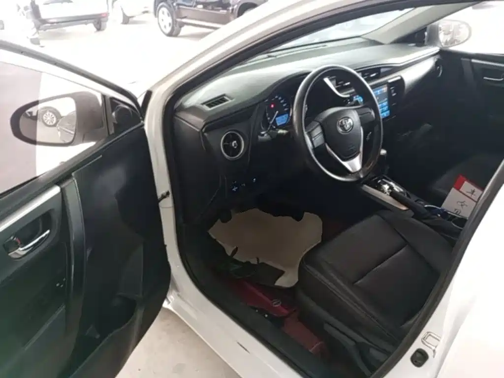 Toyota Corolla 2019 — фото 16