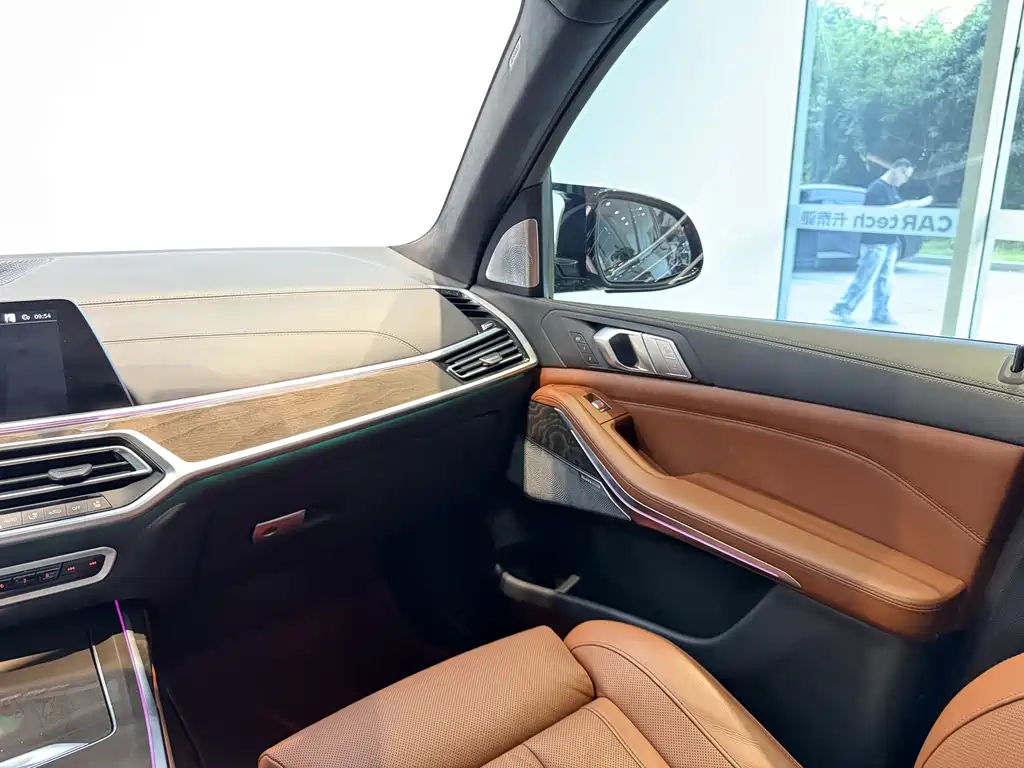 BMW X7 2022 — фото 19
