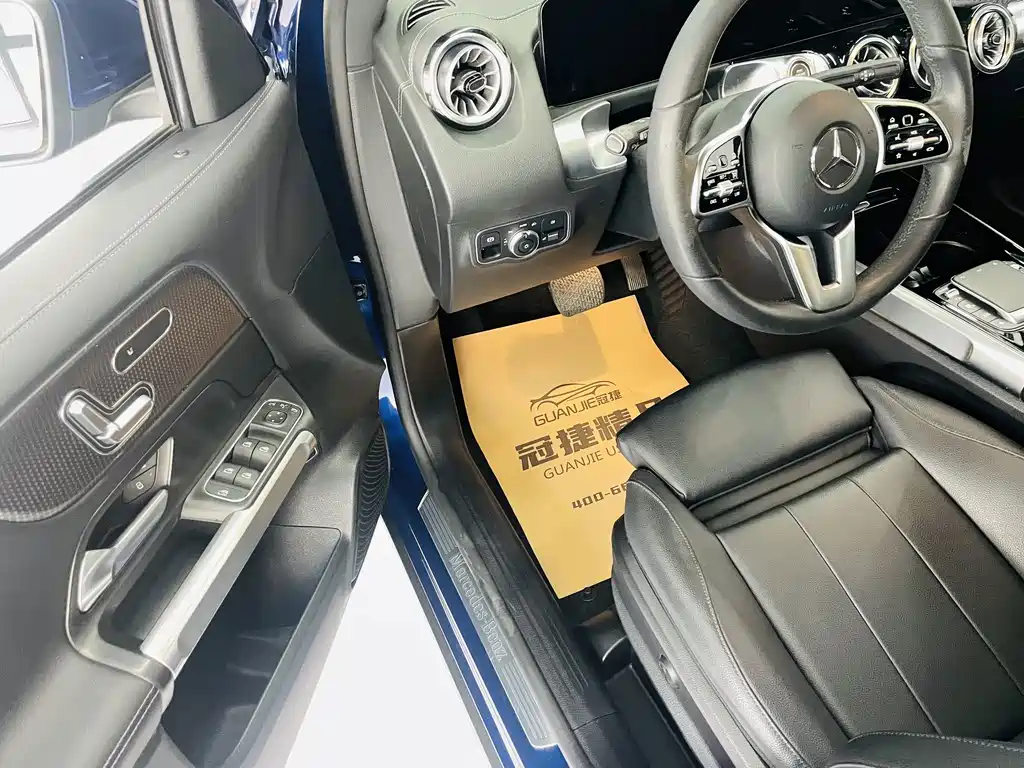 Mercedes-Benz GLB 2022