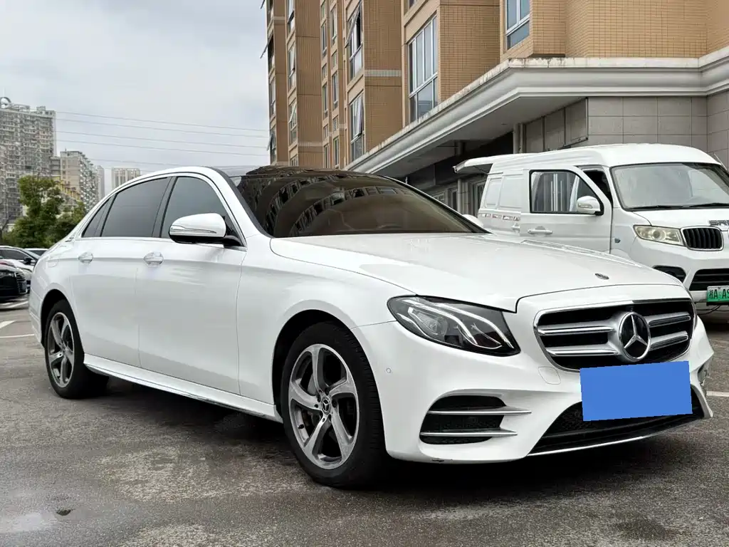 Mercedes-Benz E-Class 2018