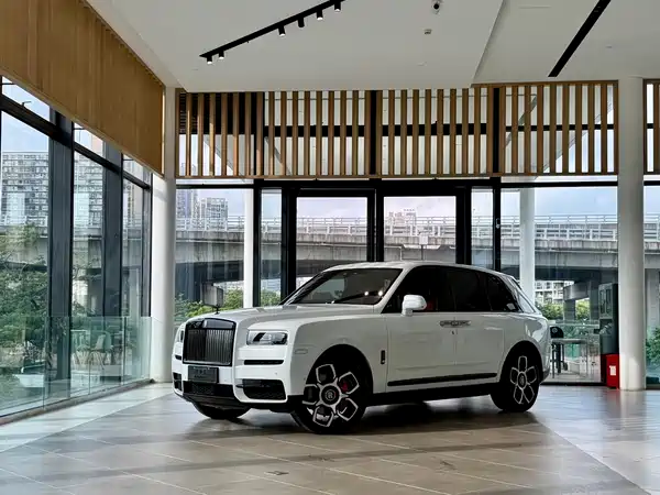 Rolls-Royce Cullinan 2020