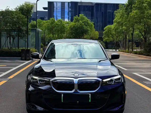 BMW i3 2023