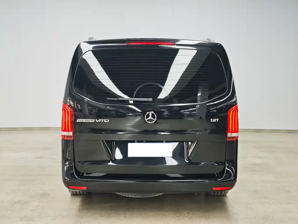 Mercedes-Benz V-Class 2020 — фото 4