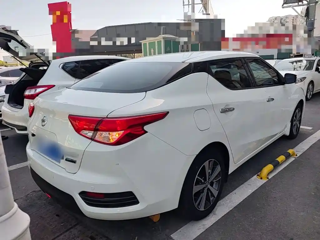 Nissan Bluebird 2016