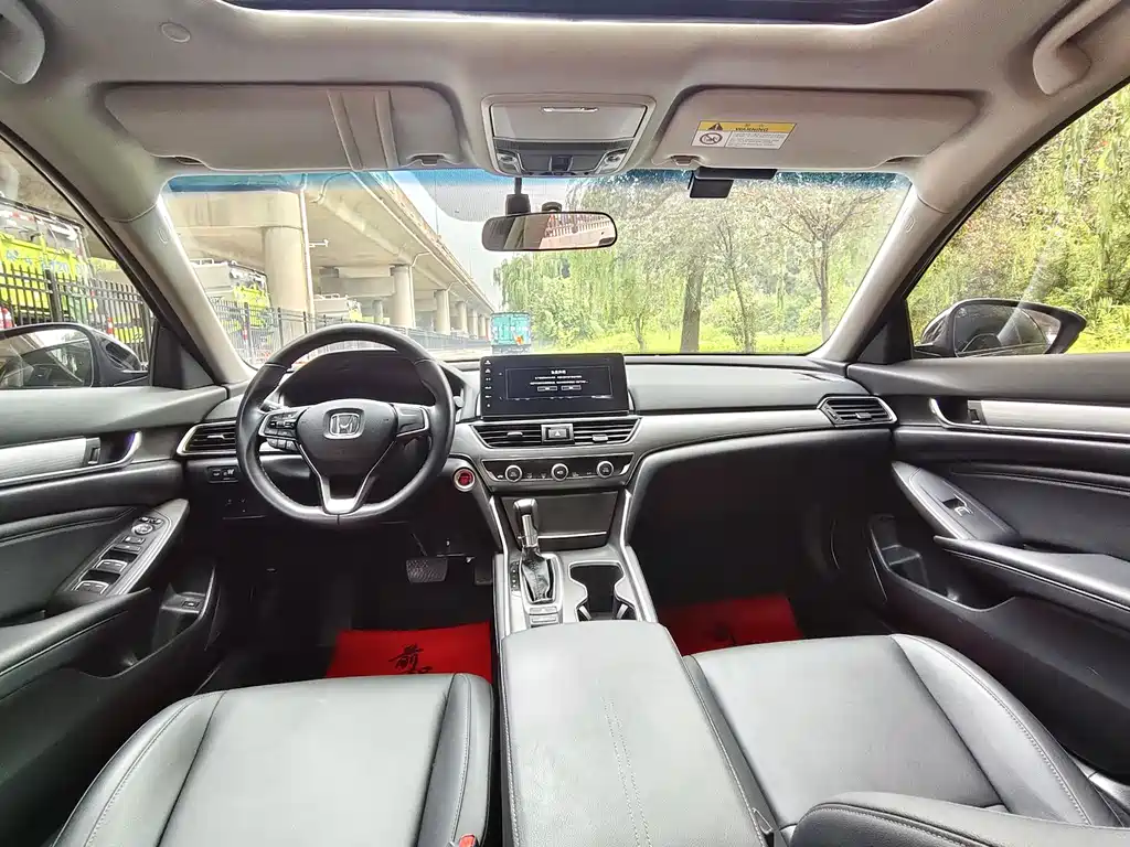 Honda Accord 2021 — фото 10