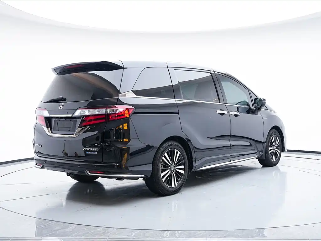 Honda Odyssey 2021 — фото 31