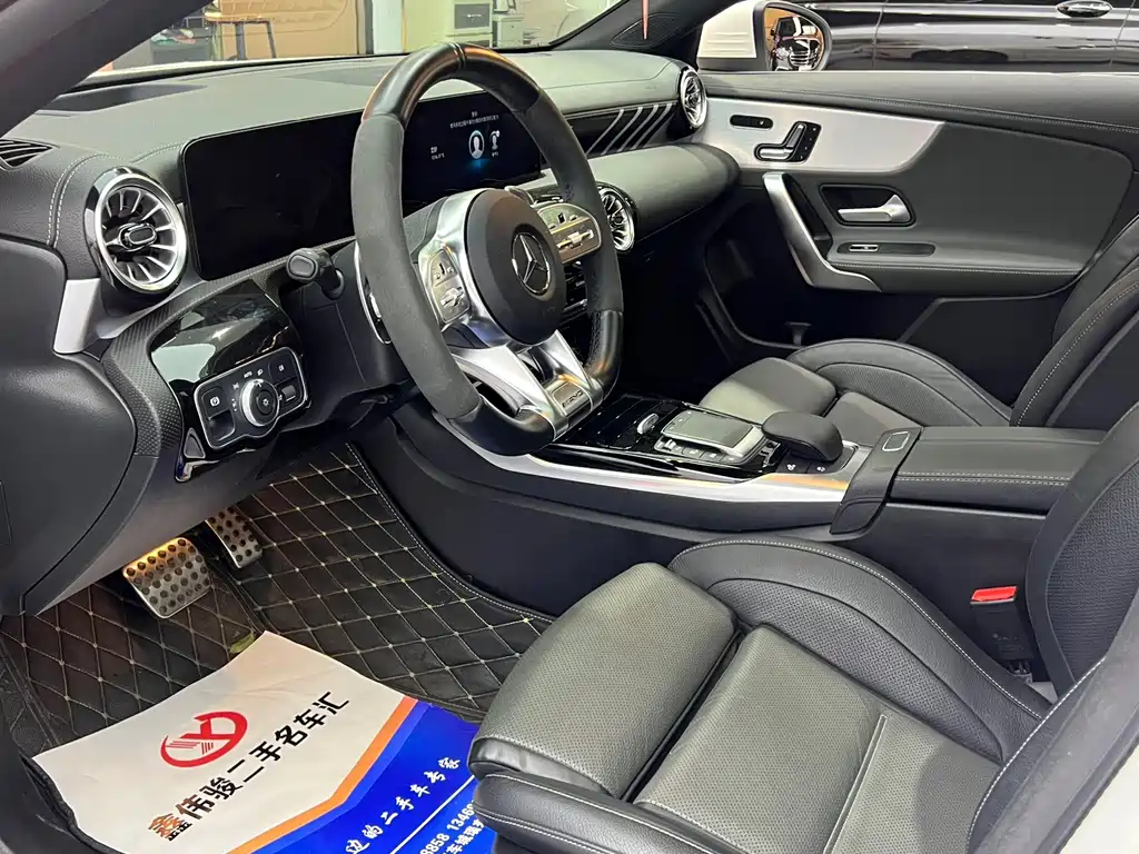 Mercedes-Benz CLA AMG 2023 — фото 5