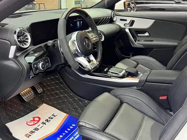 Mercedes-Benz CLA AMG 2023