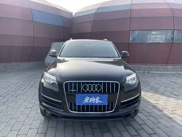 Audi Q7 2011