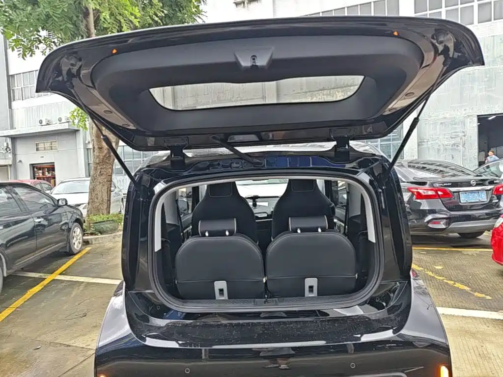 Baojun Kiwi EV 2022 — фото 19