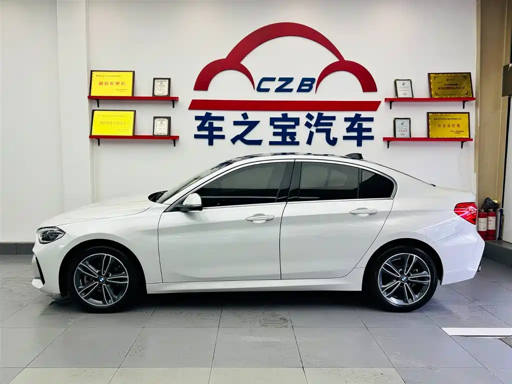 BMW 1 Series 2023