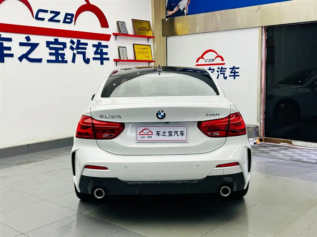 BMW 1 Series 2023