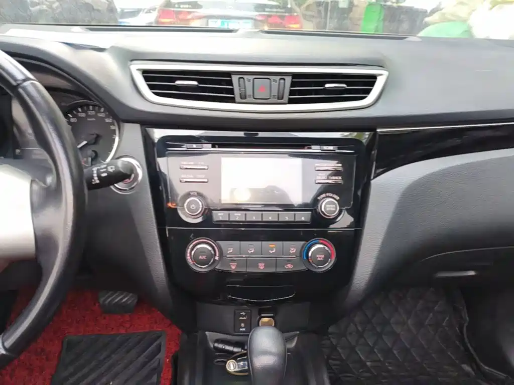 Nissan Qashqai 2017 — фото 9