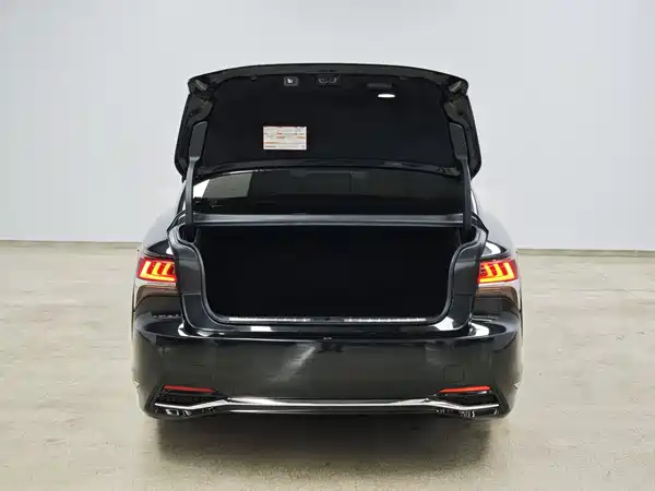 Lexus LS 2018