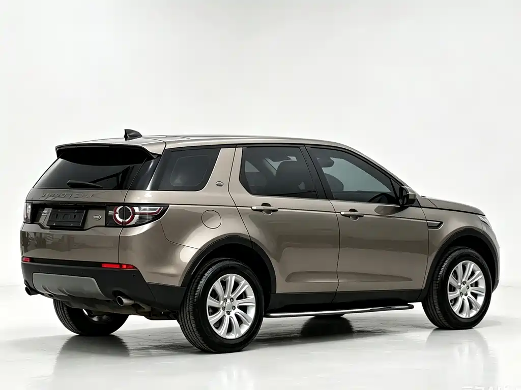Land Rover Discovery Sport 2017 — фото 9