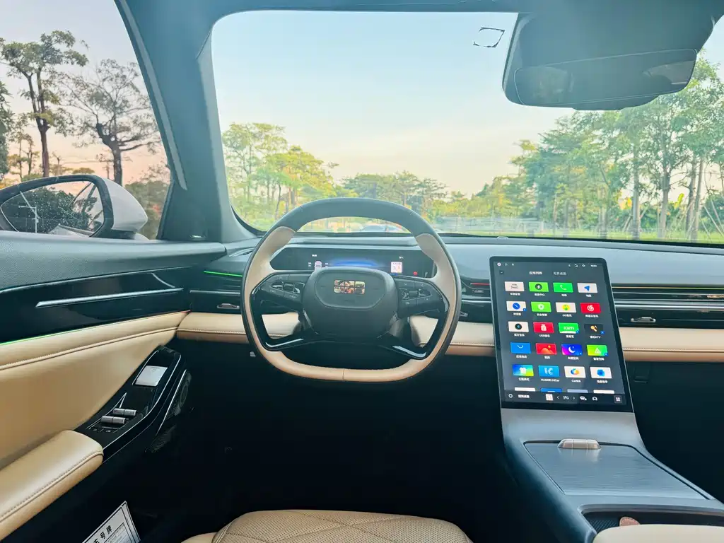 Geely Galaxy L6 2023 — фото 13