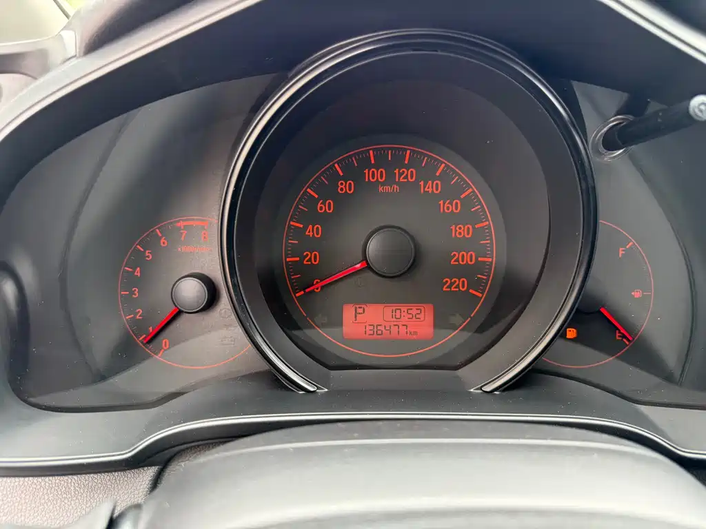 Honda Fit 2015 — фото 15