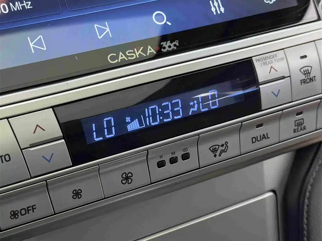 Toyota Prado 2019 — фото 18