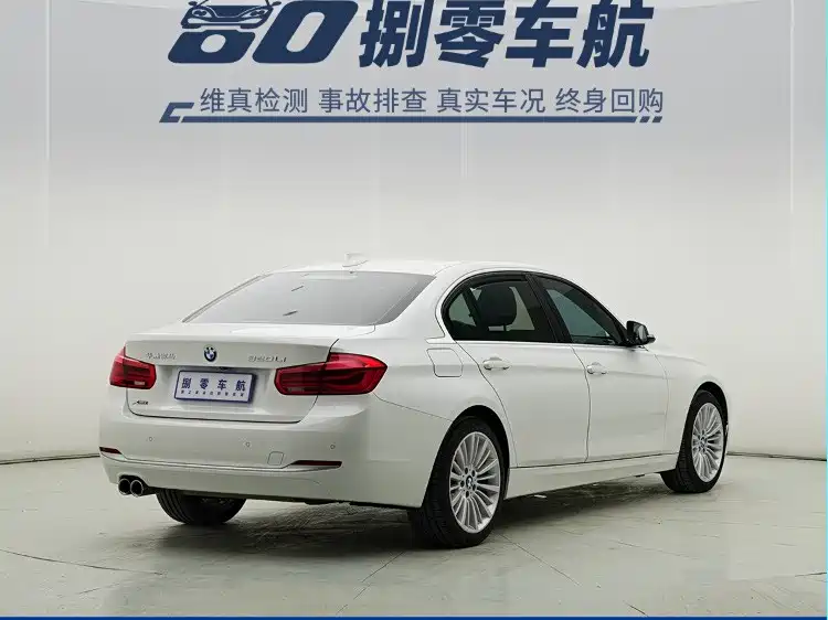 BMW 3 Series 2018 — фото 11