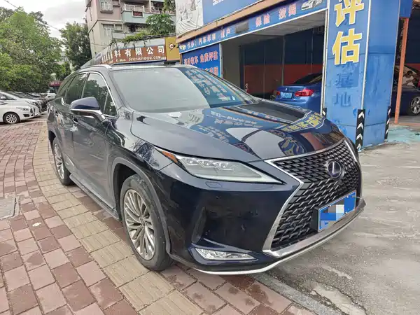 Lexus RX 2019