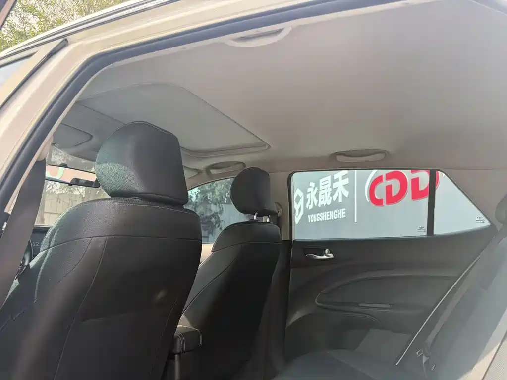 Kia KX1 2022