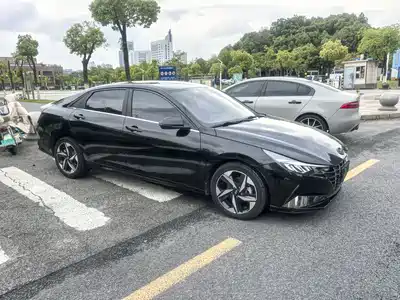Hyundai Elantra 2021