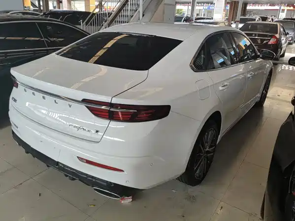 Geely Xingrui 2022