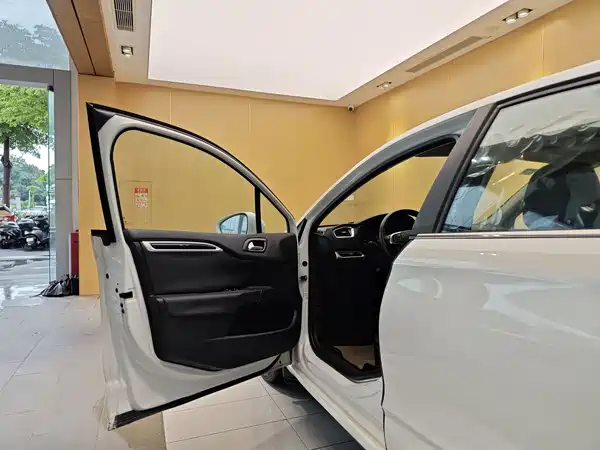 Citroën C4L 2015