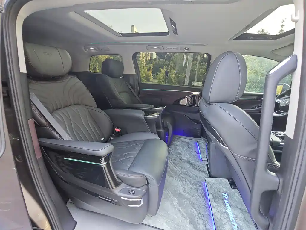 GAC Motor Trumpchi M8 2025 — фото 13