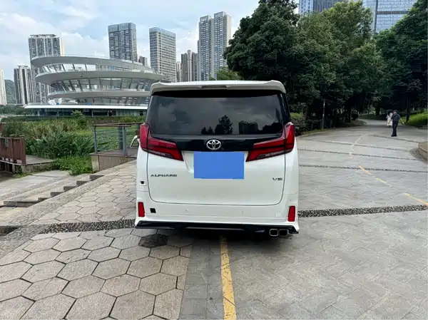 Toyota Alphard 2019