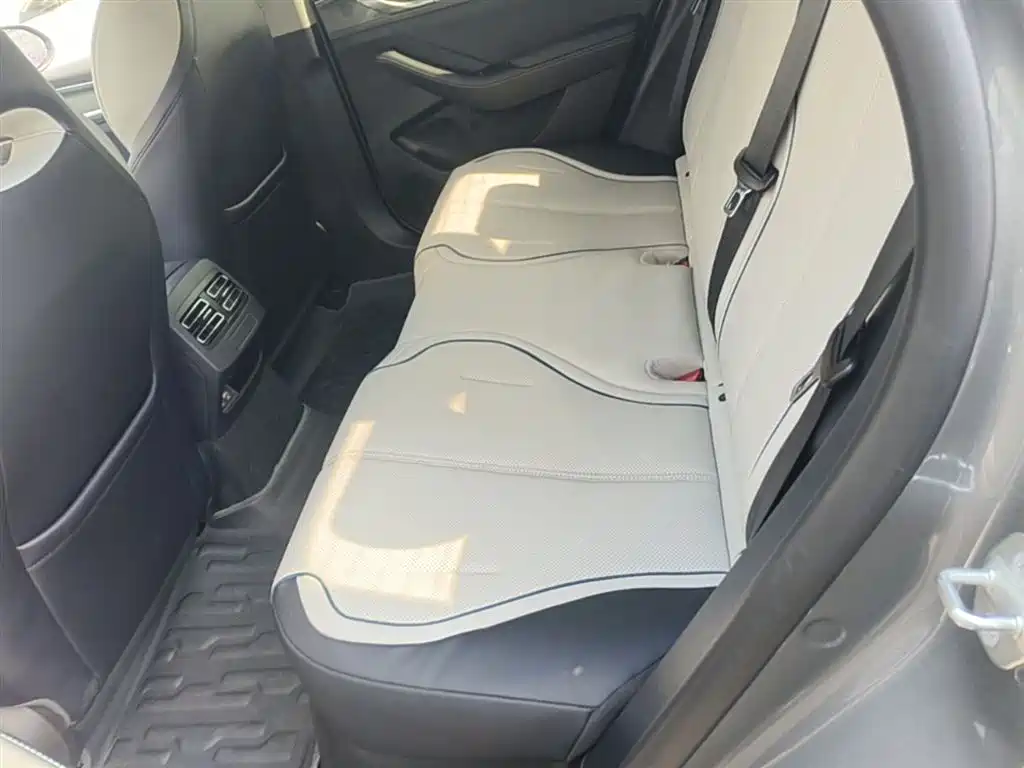 BYD Destroyer 05 2025 — фото 17
