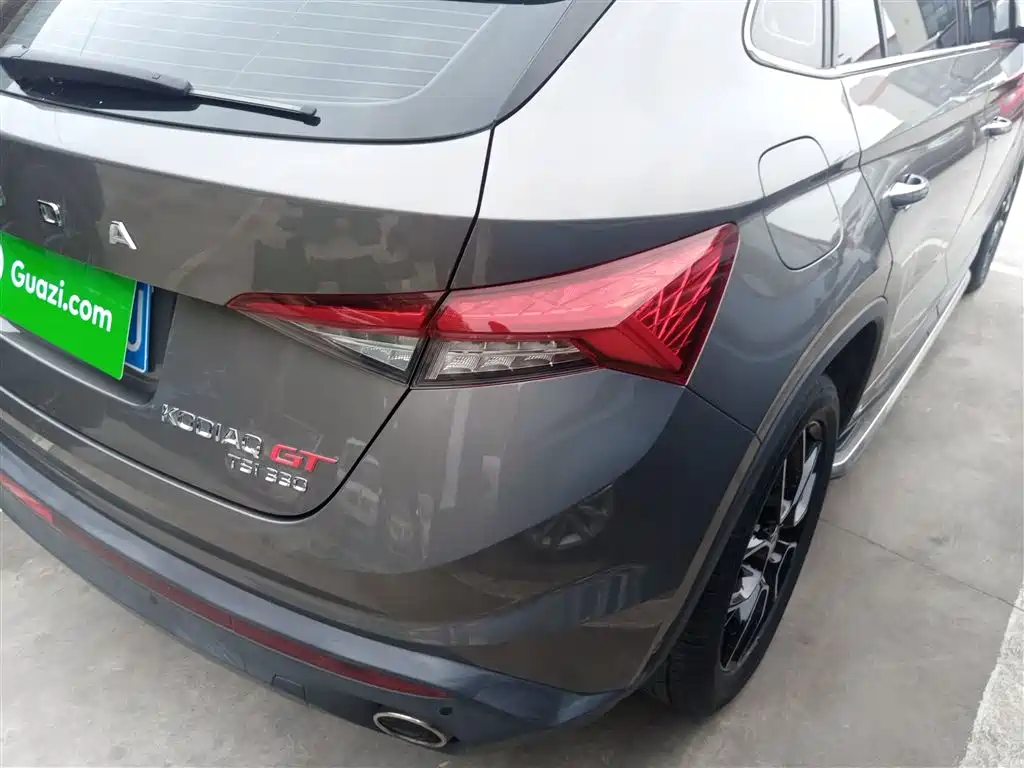 Skoda Kodiaq GT 2020 — фото 24