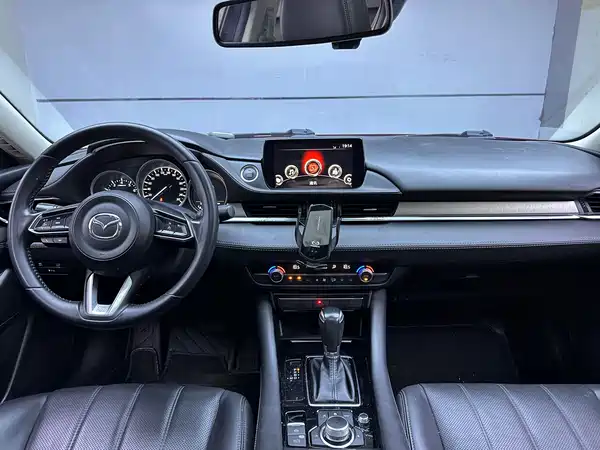 Mazda Atenza 2020