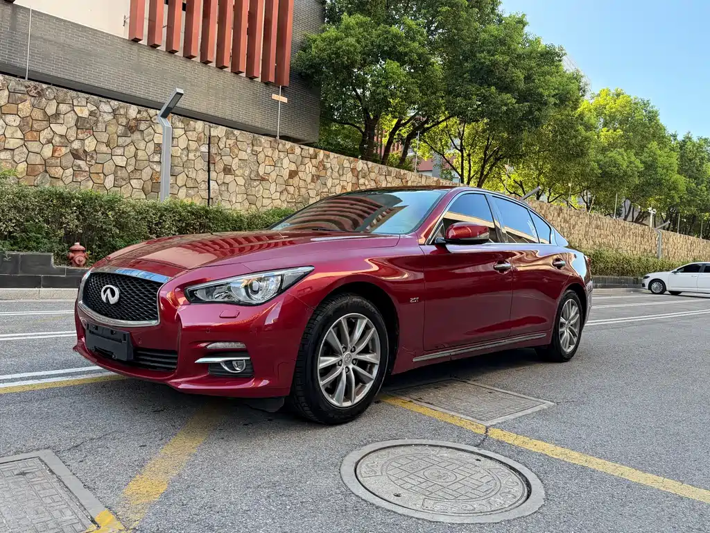 Infiniti Q50L 2017 — фото 1